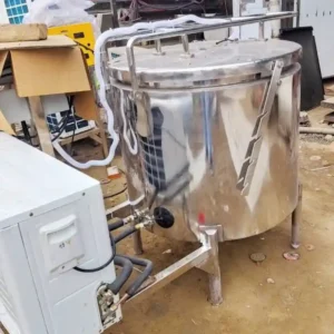 Stainless Steel 300L Bulk Milk Cooler in Nepal